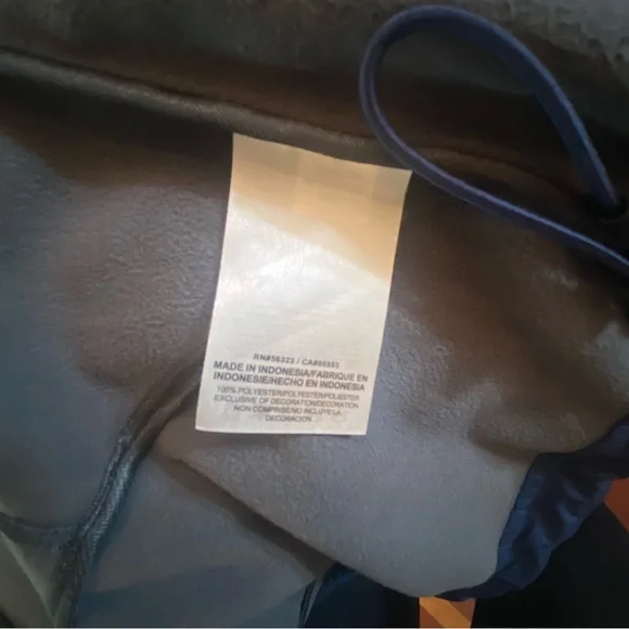 Women’s Nike Navy Jacket size Medium - Picture 12 of 12